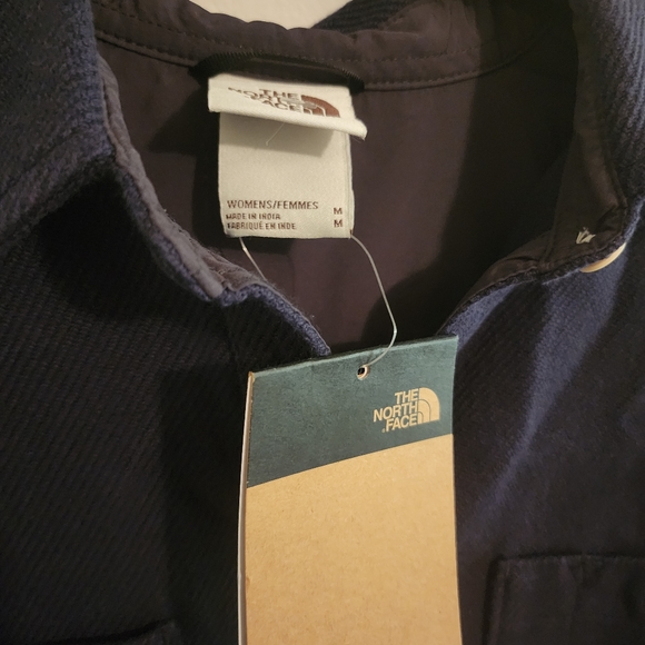 Women's The North Face Valley Twill Flannel Shirt - Picture 13 of 16